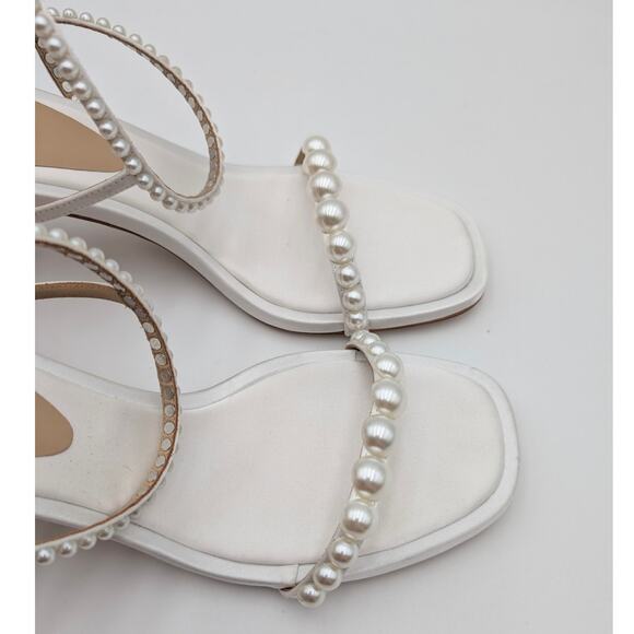 Badgley Mischka Jolie Ankle Strap Heel Sandal Women's Soft White Size US9.5 EU40 - Picture 10 of 11